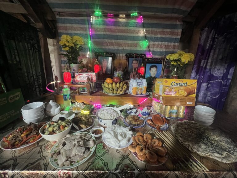 Đám giỗ bà năm nay – Ngày 26/10 âm lịch